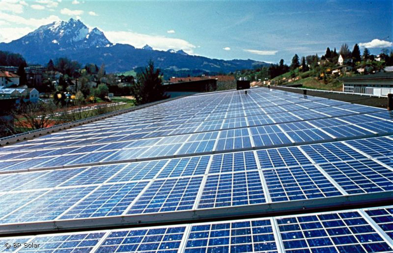 Pannelli fotovoltaici: info, incentivi e prezzi.